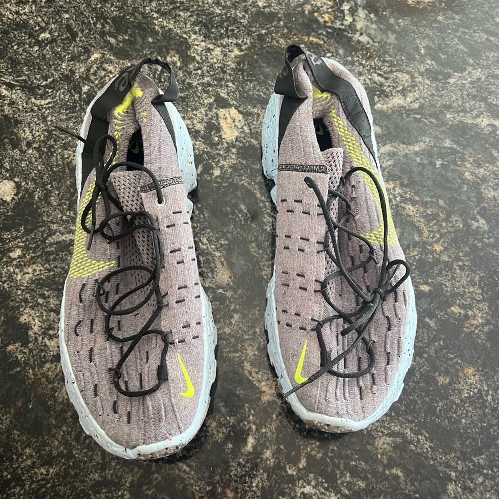 Men’s (14) Nike Space Hippie